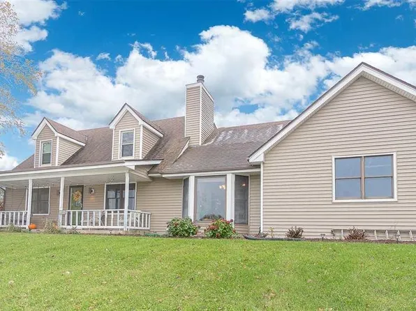 8450 Winnebago Ln, Byron, IL 61010