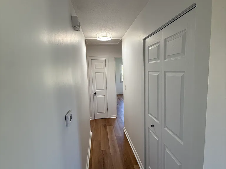 4522 N Lincoln Ave — Photo 4