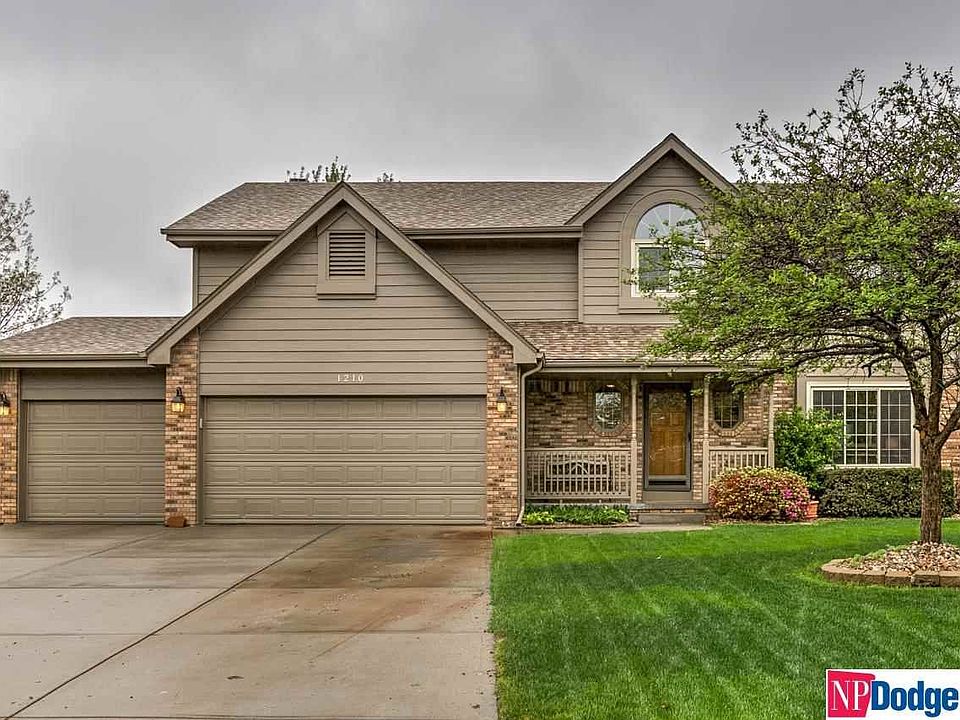 1st image of 1210 N 160th Avenue Cir