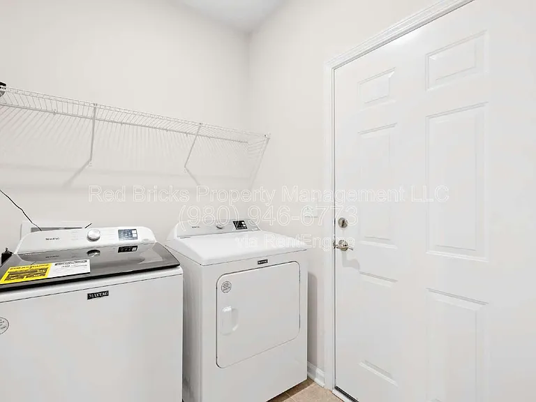 2207 Restina Dr — Photo 22