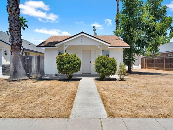 330 W Beechwood Ave, Pinedale, CA 93650