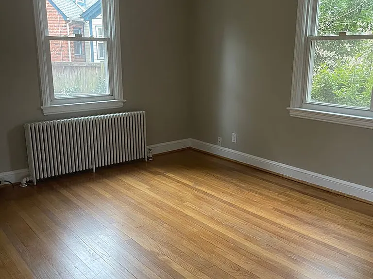 9803 Forest Grove Dr — Photo 10