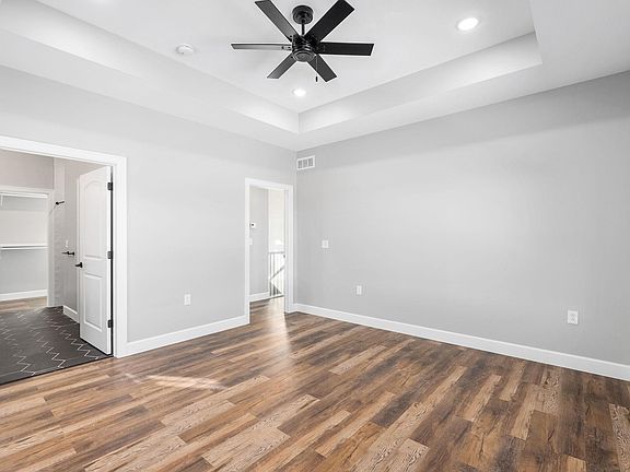 4th image of 31040 W Seidl Ct