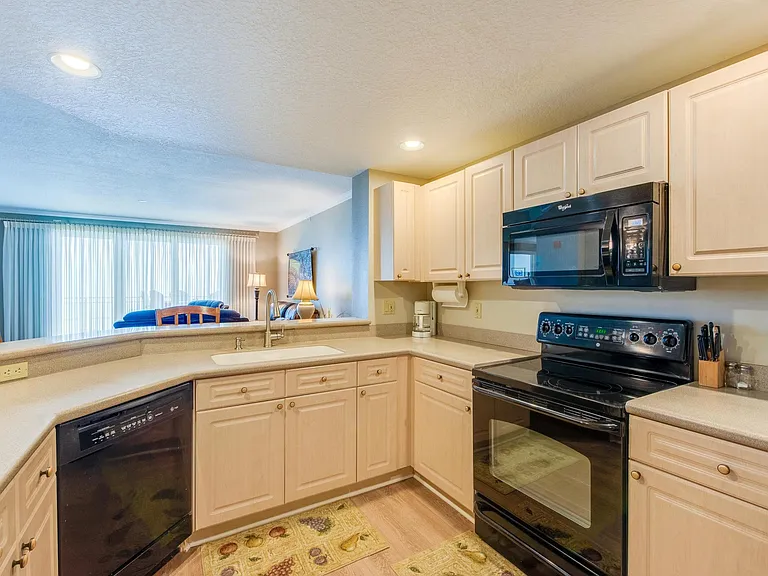 2300 N Atlantic Ave #502 — Photo 17