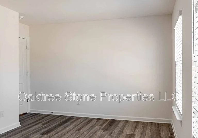 3348 Pepperpike Ct — Photo 29