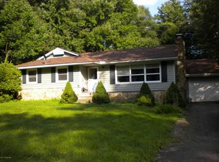 5220 Beechwood Rd, Blakeslee, PA 18610