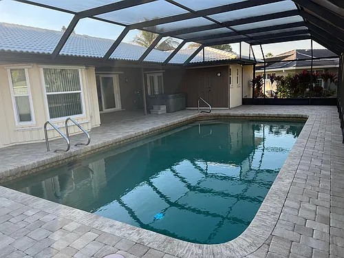 7425 Bounty Dr Photo 1