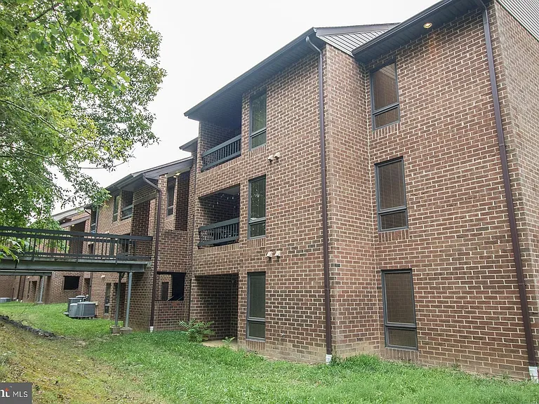 44792 Locust Ridge Ct #850 — Photo 33