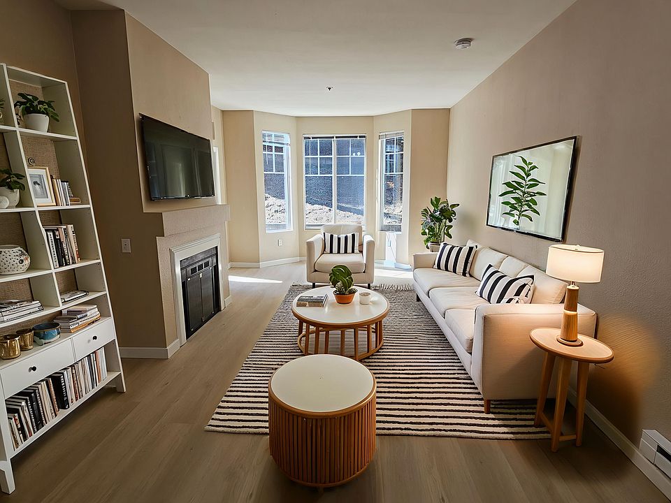 Living Room - virtual staging