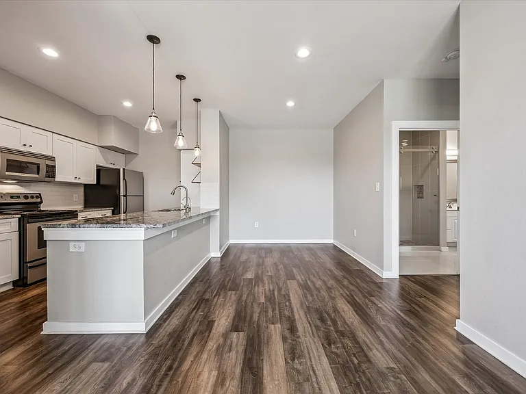 1201 Grove Blvd #1801 — Photo 3