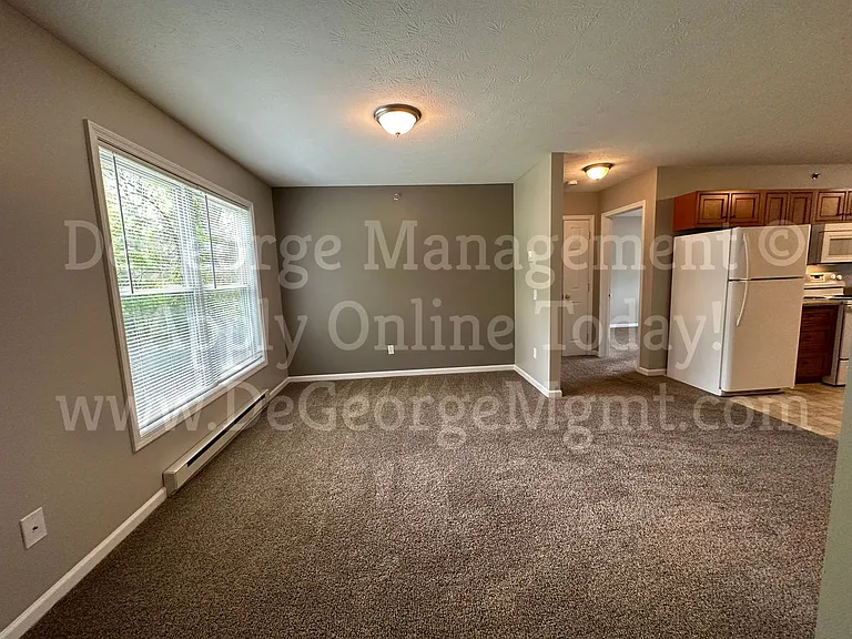 Big Tree Apartments — Photo 13