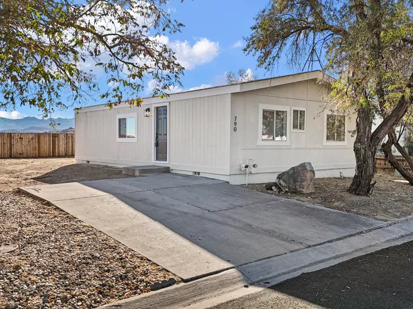790 Chari Dr, Carson City, NV 89706