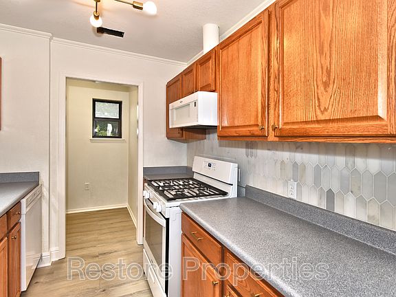5th image of 1317 N 1st St #B