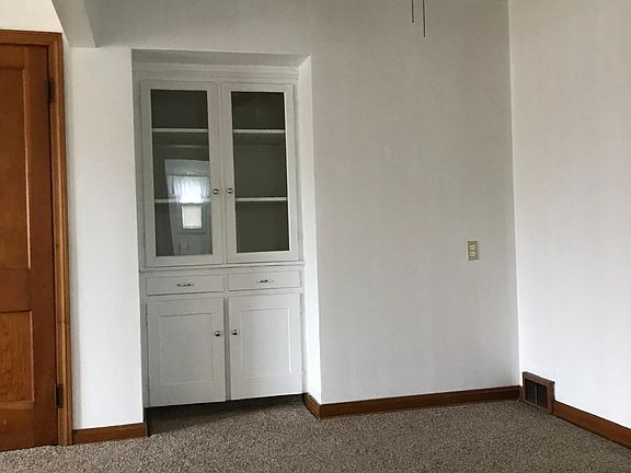 3rd image of 2406 21st St APT 3