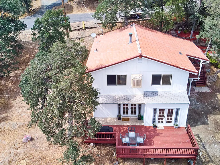 20809 Caylor Dr — Photo 36