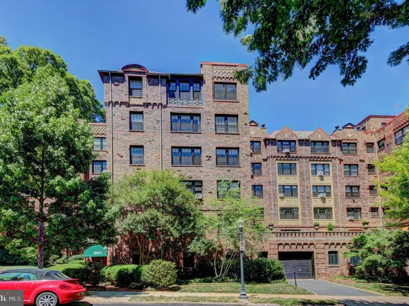 3041 Sedgwick St NW #201-D, Washington, DC 20008