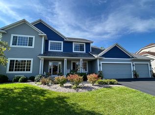 1401 Clover Preserve Ln, Chaska, MN 55318