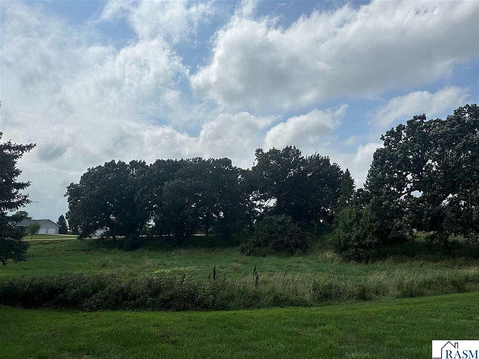 1st image of Foxtail Ln