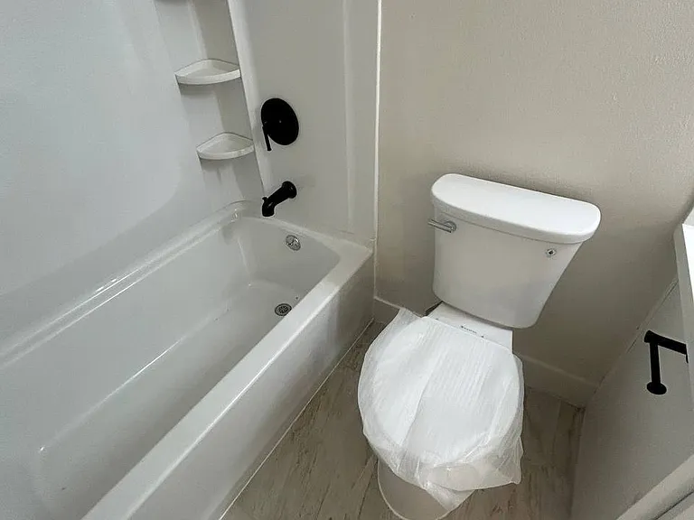 4455 E Clay Ave #C — Photo 2