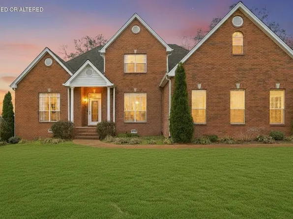 2309 Watershore Dr, Soddy Daisy, TN 37379