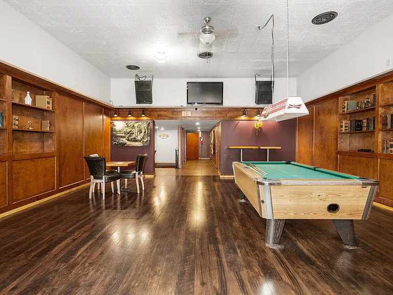 1016 Noble St #A — Photo 8