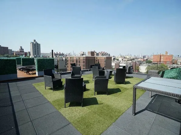 280 Nostrand Avenue image 8 of 9