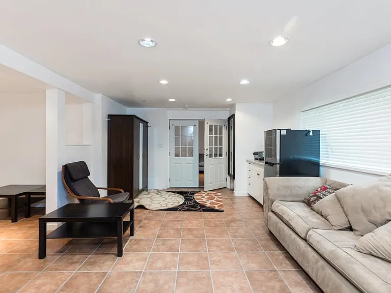 5140 Sperling Ave — Photo 32