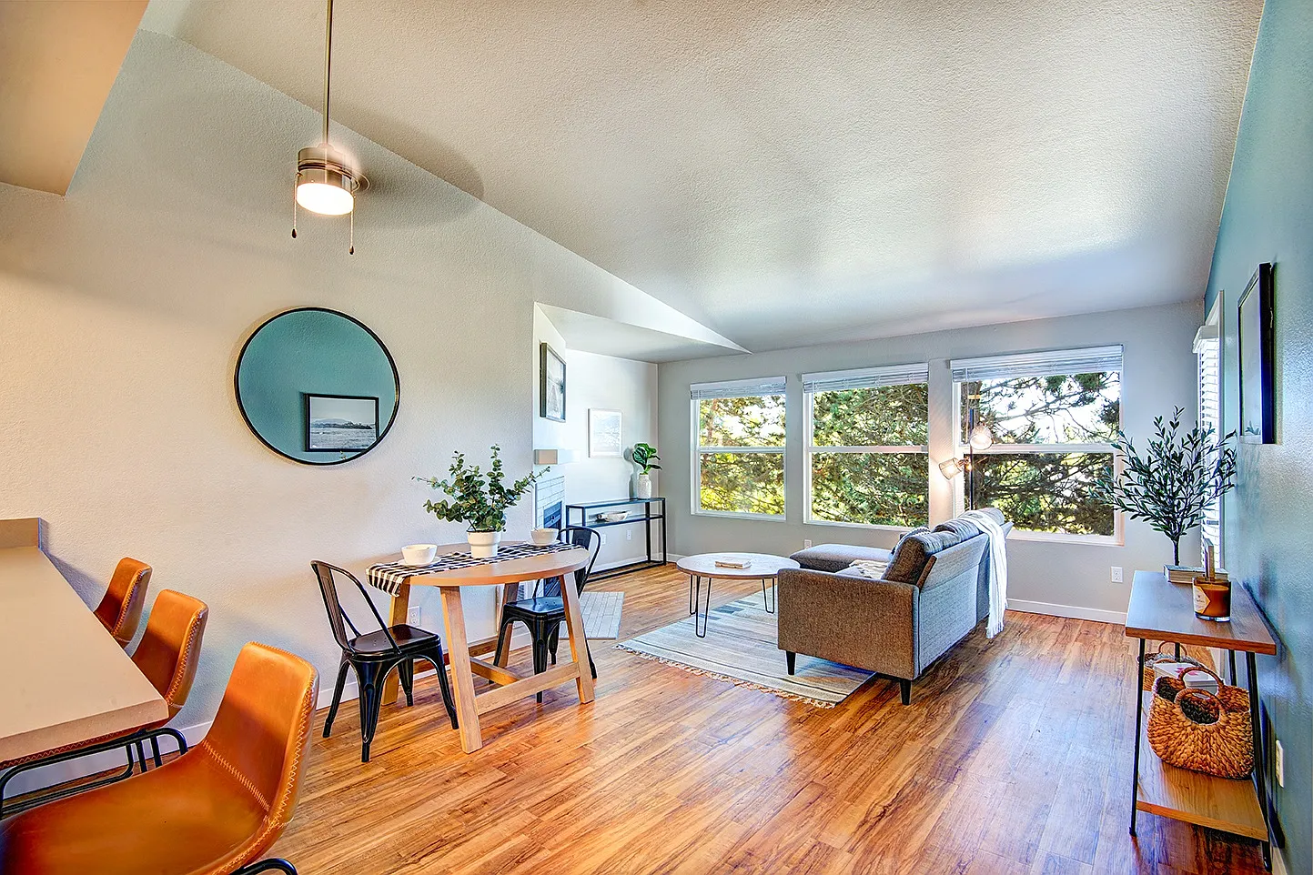 The Lynx Apartments — Photo 1