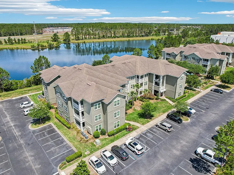 Oakleaf Plantation Apartments — Photo 74