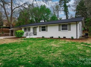 1523 10th Street Pl NW, Hickory, NC 28601