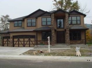 210 Misty Dr, Woodland, WA