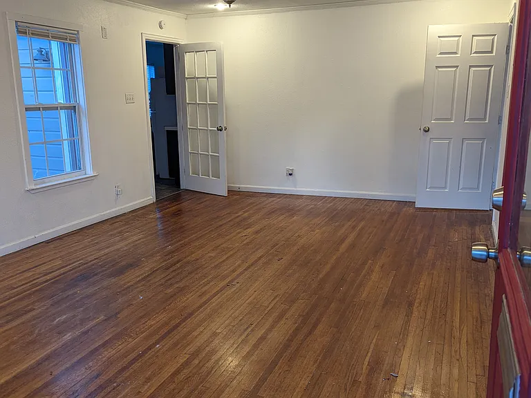 3903 Walnut St — Photo 3