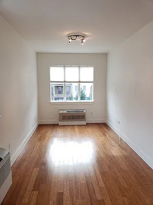 Rented by HFF Realty LLC | media 37