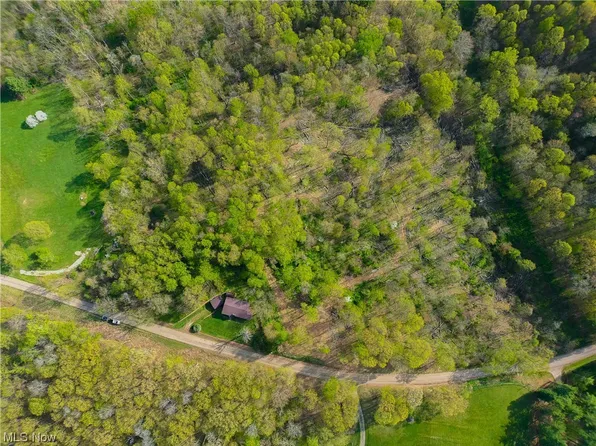 4151 College Hill Rd, Cambridge, OH 43725