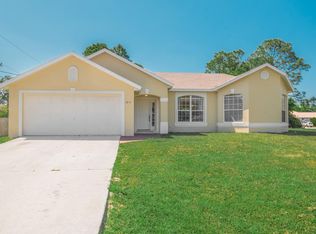 2202 SW Grosspoint St, Port Saint Lucie, FL 34953