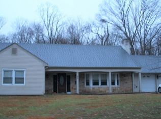 50 Winterberry Ln, Willingboro, NJ 08046