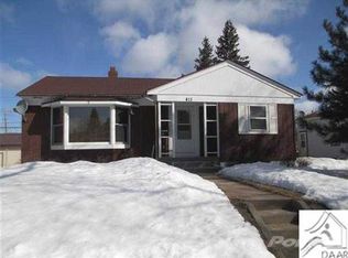 411 E James St, Ely, MN 55731
