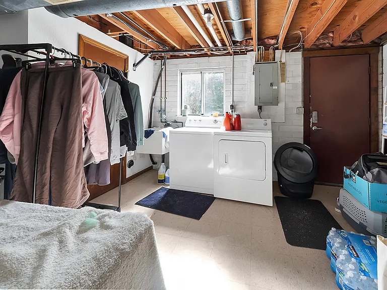 136 Ravenna St #138 — Photo 19