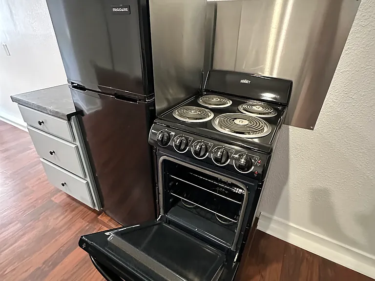 12161 Magnolia St #D — Photo 8