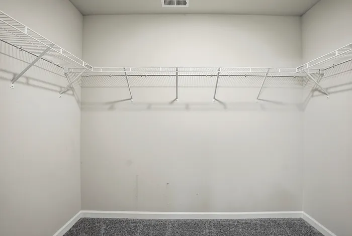 106 Knotts Berry Rd — Photo 32