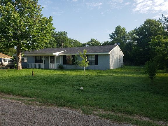 2nd image of 704 W Gary Dr