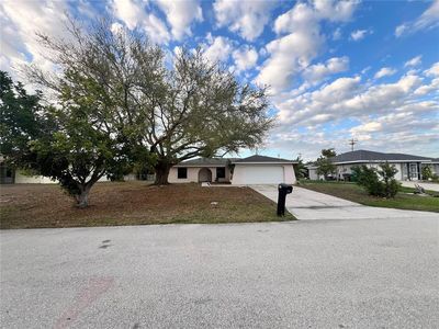 405 SW 43rd Ln, Cape Coral, FL, 33914