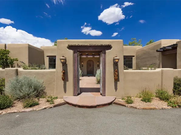5 Dayflower Dr, Santa Fe, NM 87506