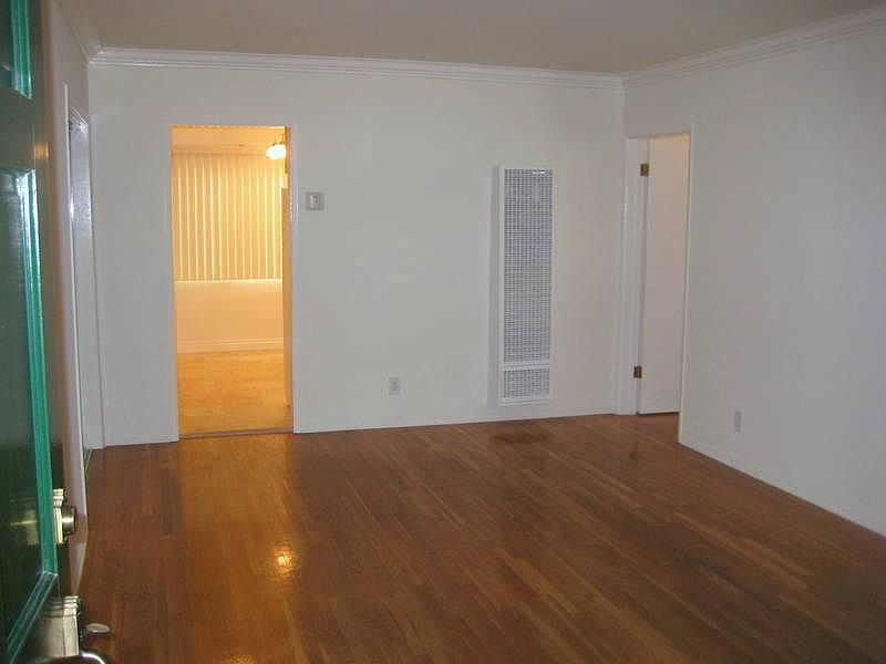 1st image of 1451 Armacost Ave APT 1