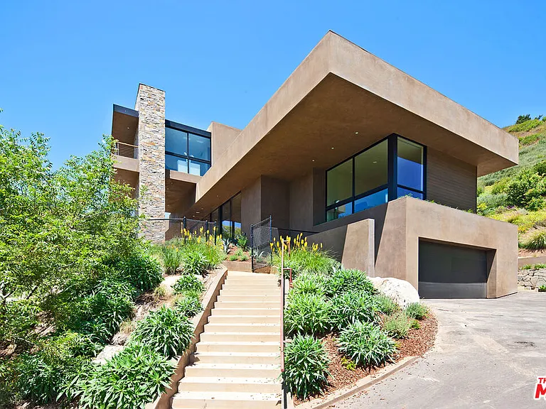 6228 Sycamore Meadows Dr — Photo 3