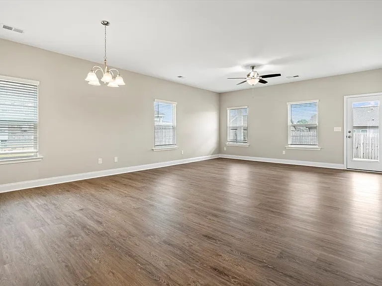 1466 Summergate Dr — Photo 30
