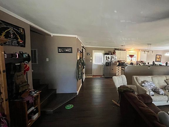 2nd image of 1421 Hatcher Rd