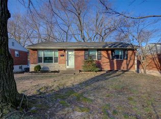9811 Ione Ln, Saint Louis, MO 63123