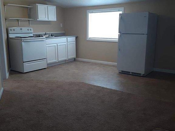 5th image of 240 S Madison Ave APT B
