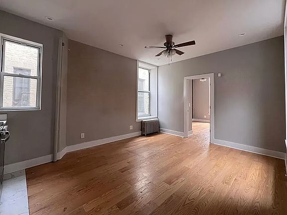 2nd image of 312 E 116th St #Penthouse 2b